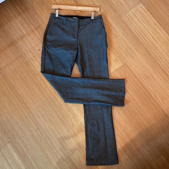 Grey Suit - Picture 5 of 7